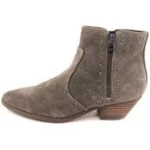 Marc Fisher Wanida Suede‎ Booties 7.5